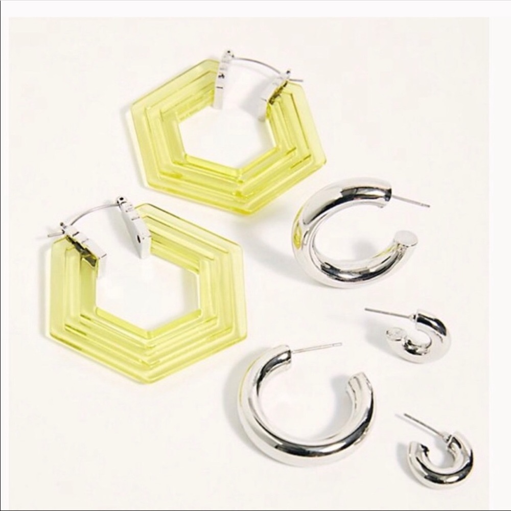 - Free People Stairway 3 Piece Earring Set